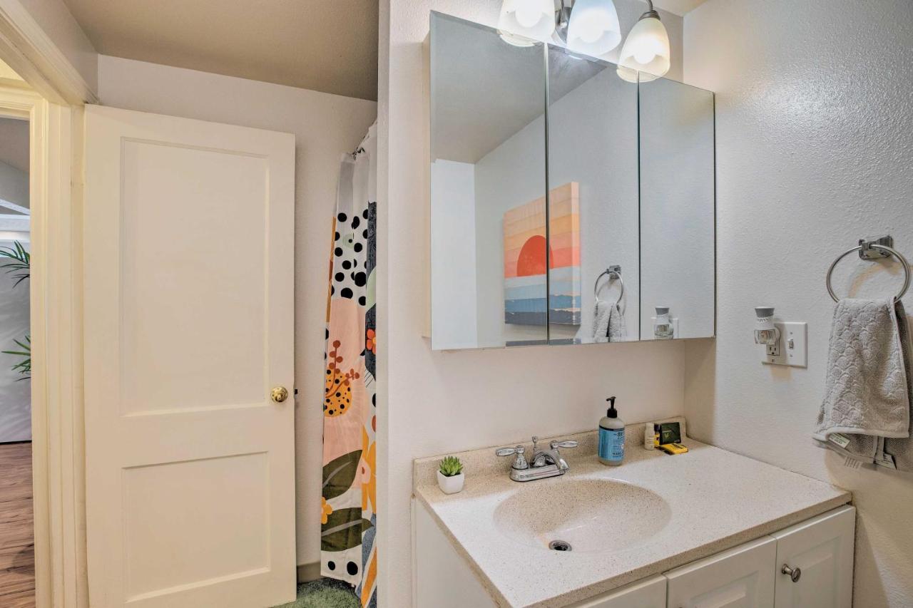 Rockaway Beach Condo - Beach Access Nearby! Bagian luar foto